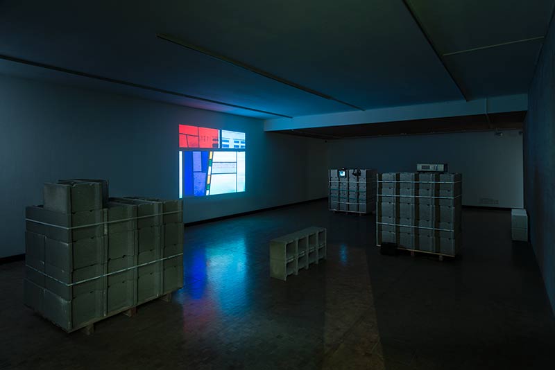 Installation view Welt vor der Schwelle
